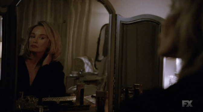 American Horror Story S03E07 (The Dead)