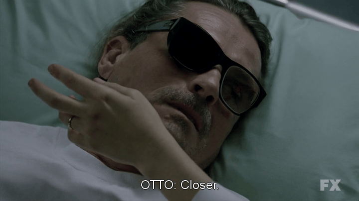sonsofanarchy_s05e09_ottoperfume (4)