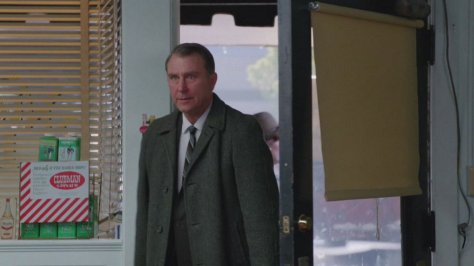 madman_s05e12_bornunicorn