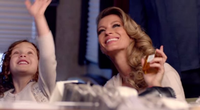 chanelcommercialgisele2_bornunicorn