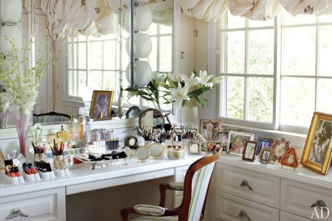 item13.rendition.slideshowHorizontal.elizabeth-taylor-bel-air-home-14