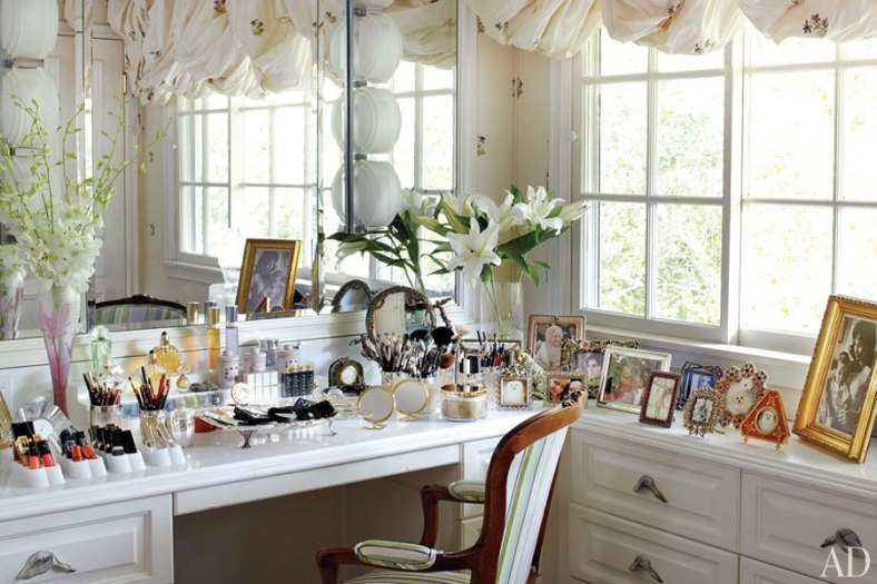 item13.rendition.slideshowHorizontal.elizabeth-taylor-bel-air-home-14