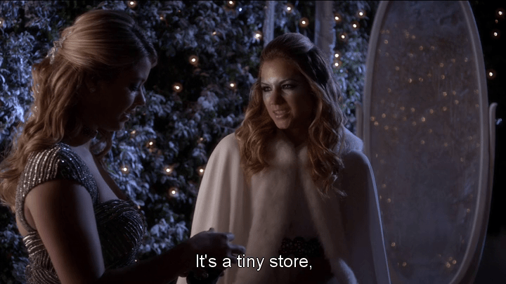 prettylittleliars_s05e13_perfume_bornunicorn (4)