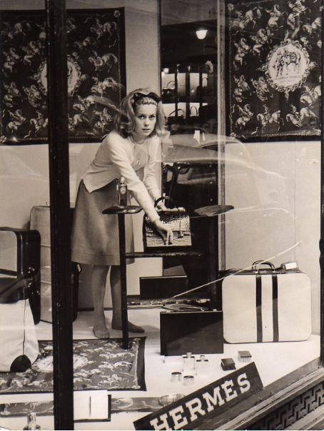 catherinedeneuve_hermes_bornunicorn