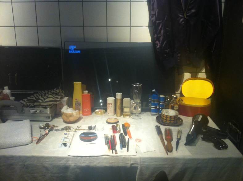 abba_dressingroom_bornunicorn (1)