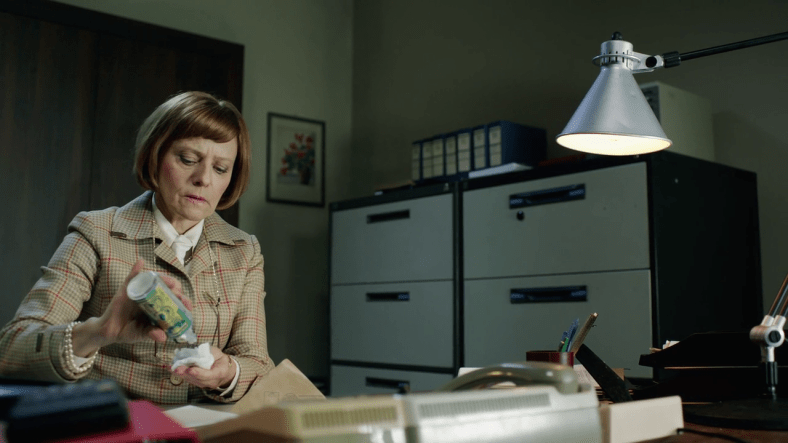 deutschland83_s01e05_bornunicorn (4)