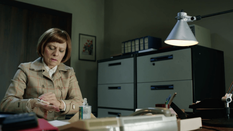 deutschland83_s01e05_bornunicorn (5)