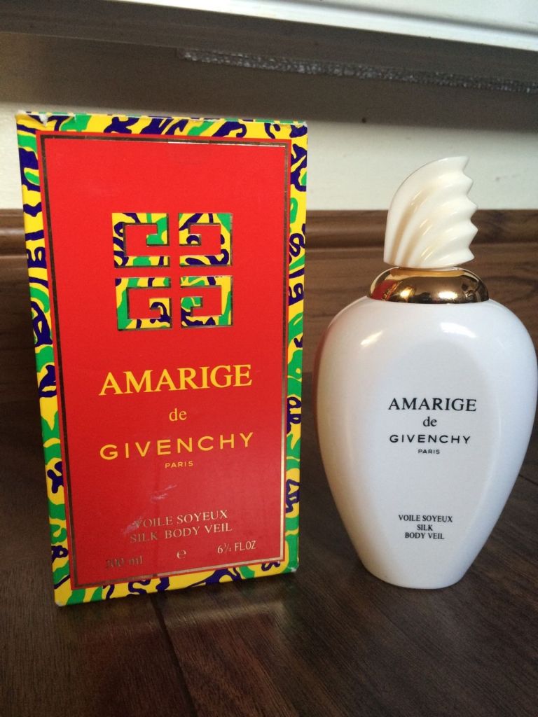 givenchy_amarigesilkbodyveil_bornunicorn