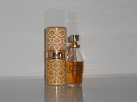 madamerochasrefillableatomiser_bornunicorn