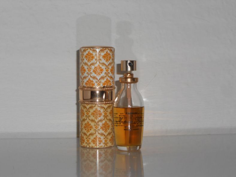 madamerochasrefillableatomiser_bornunicorn