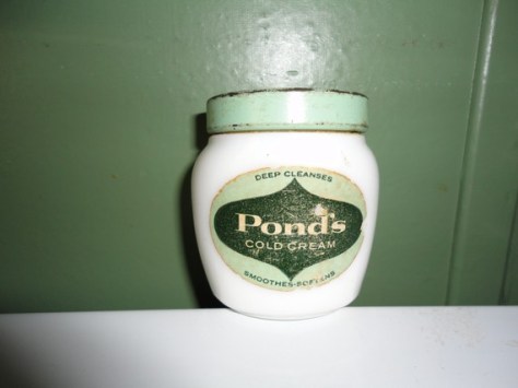 pondscoldcreamvintage_bornunicorn