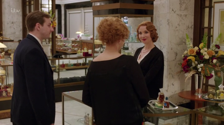 mrselfridge_s04e01_bornunicorn (1)