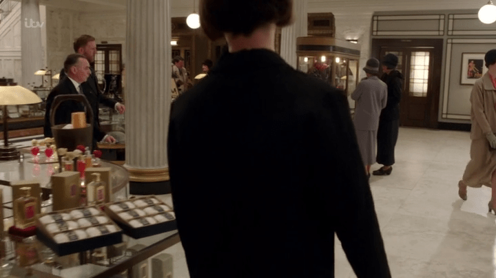 mrselfridge_s04e02_bornunicorn (2)