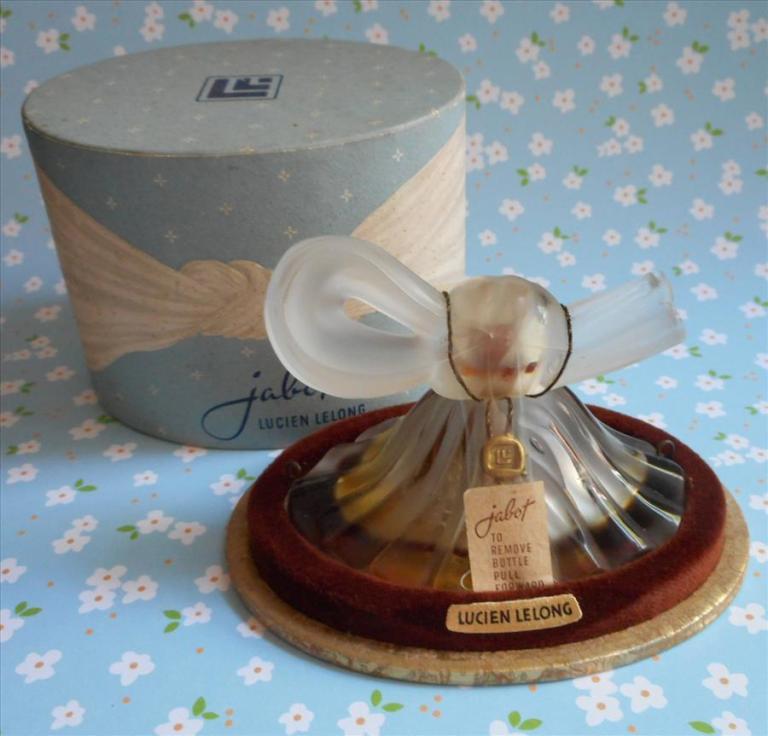 lucienlelong_jabot_bornunicorn