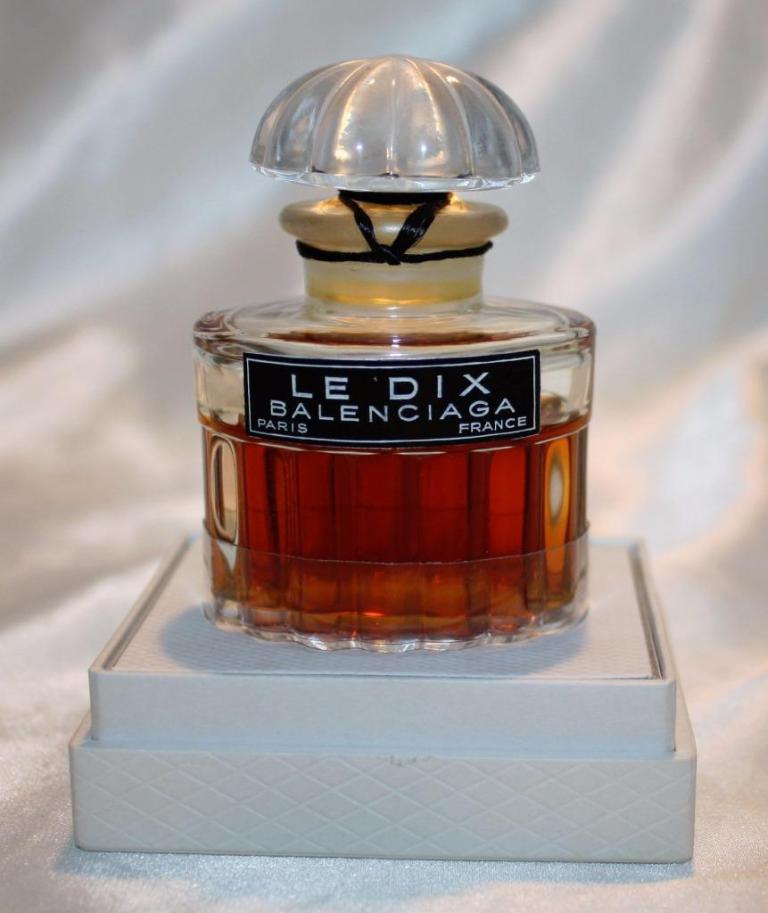 balenciagaledix_bornunicorn