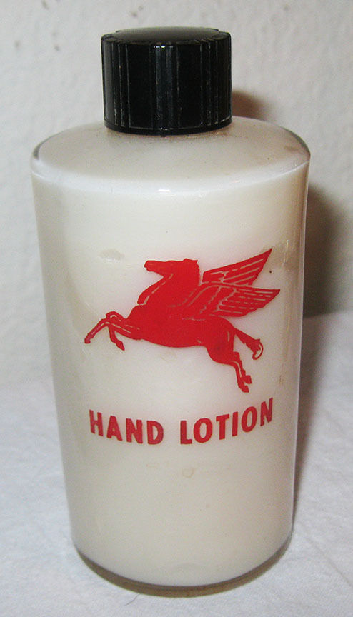 mobilhandlotion_bornunicorn