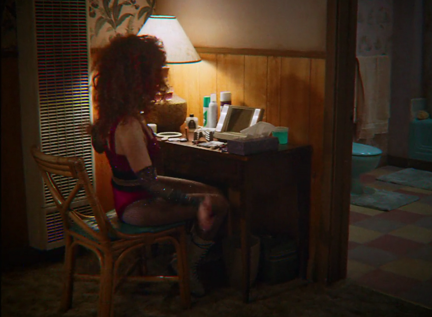glow_s02e08_bornunicorn (2)