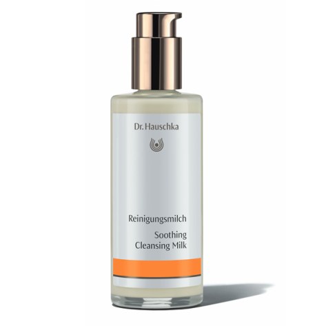 dr-hauschka-cleansing-milk_bornunicorn