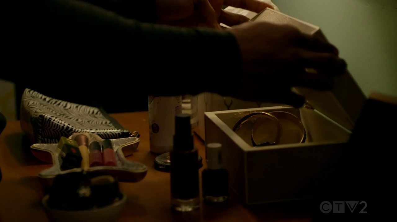 howtogetawaywithmurder_s05e13_bornunicorn (1)