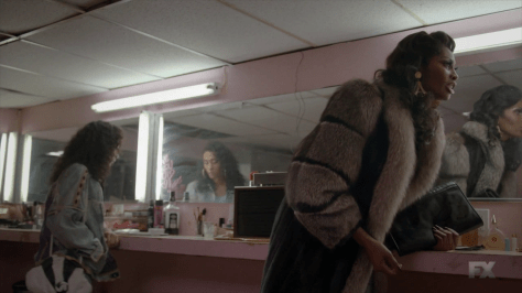 pose_s02e03_bornunicorn